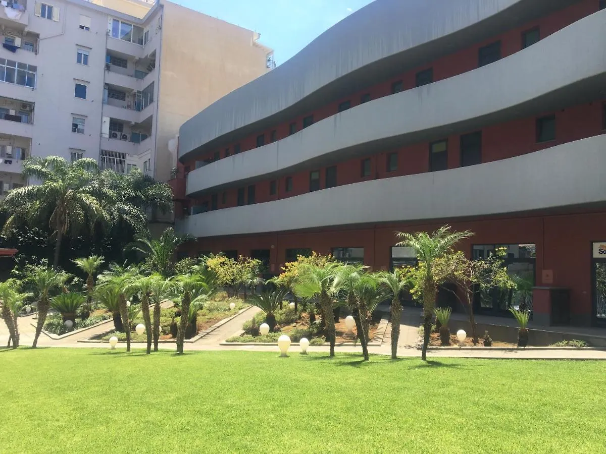 Esmeralda Apartment Palermo 0*,  Włochy